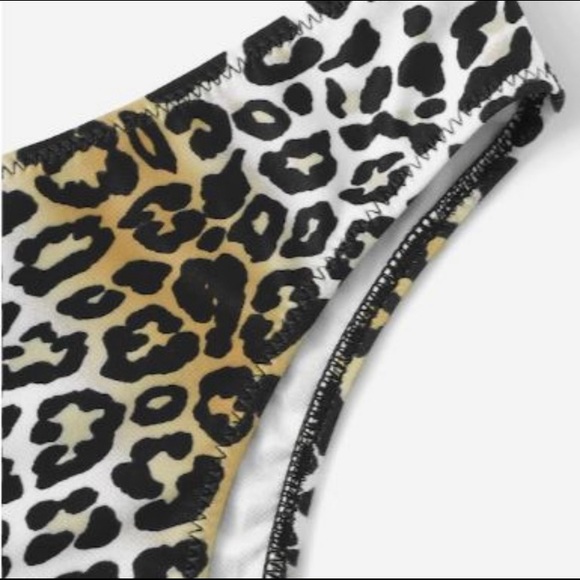 Leopard Print Ruffle Bikini - Picture 4 of 5